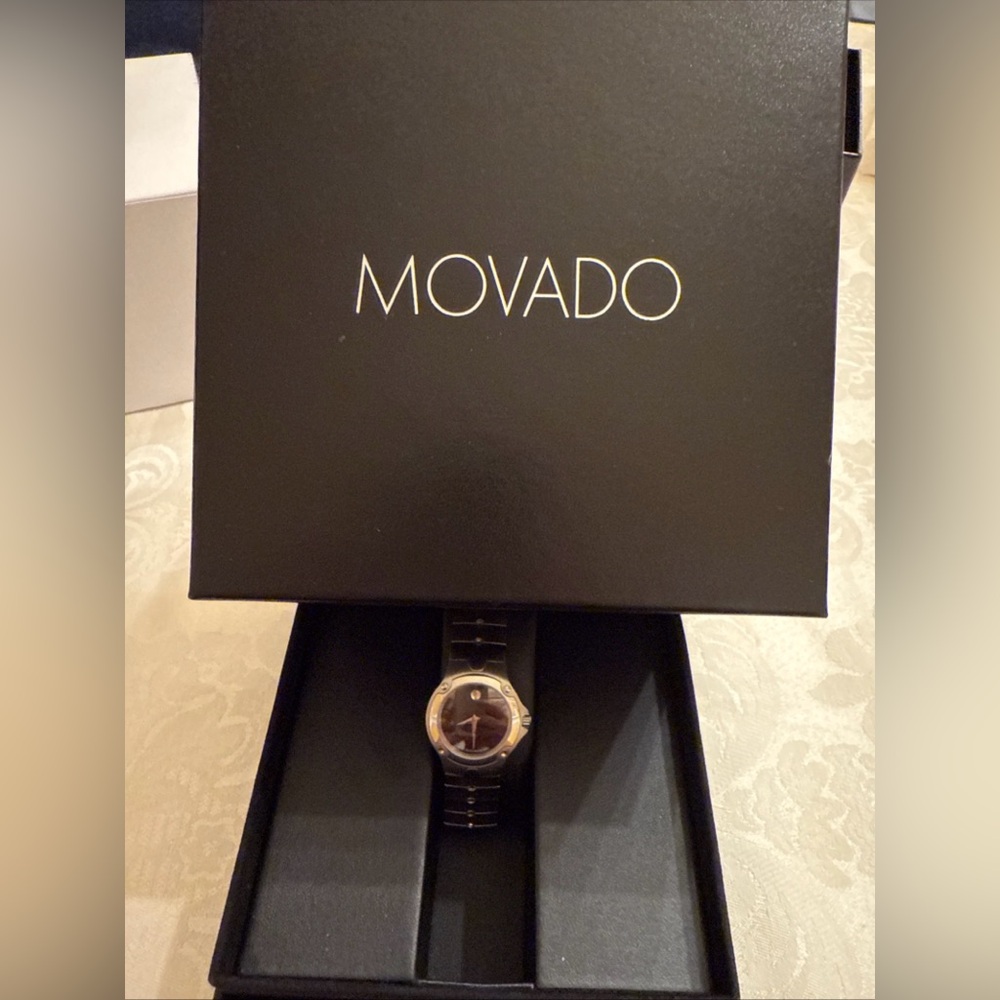 Movado Watch Ladies Stainless Steel bracelet band,NEW In Box & authenticity card